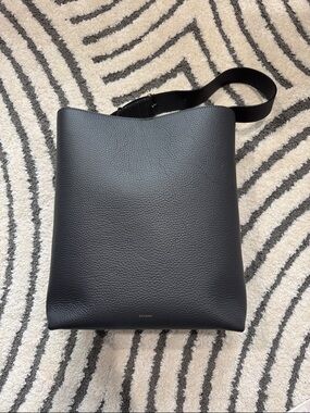 Cuyana charcoal oversized linea Bag